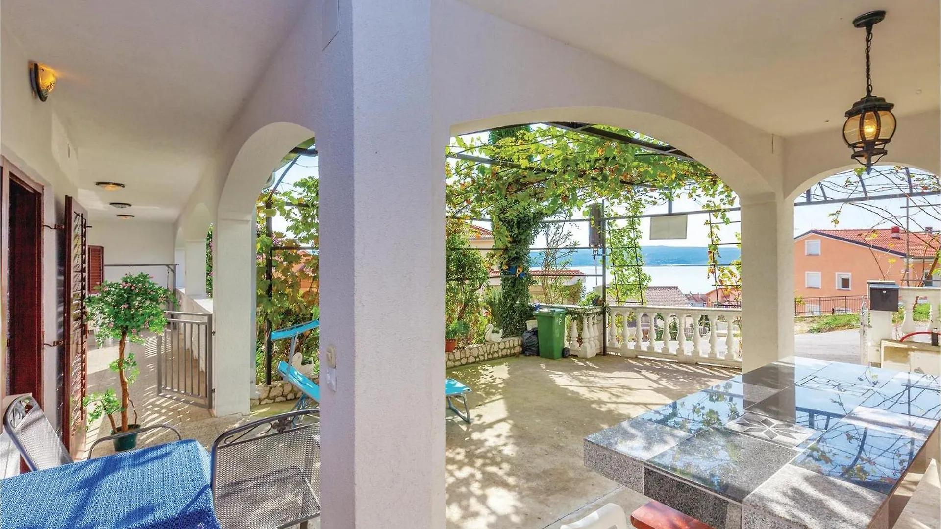 1 Bedroom Cozy Apartment In Crikvenica