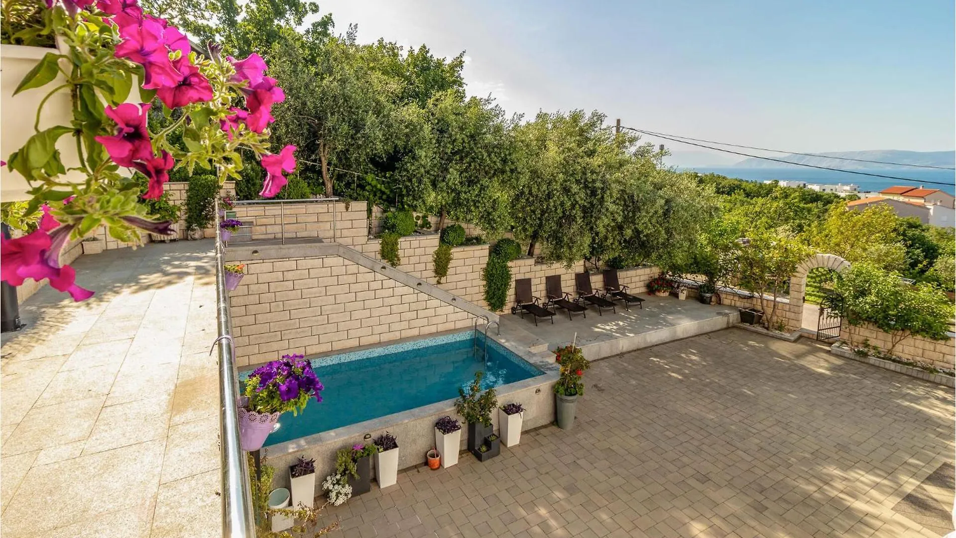 1 Bedroom Cozy Apartment In Crikvenica