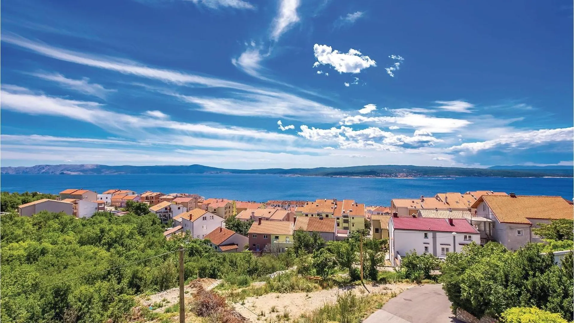 1 Bedroom Cozy Apartment In Crikvenica
